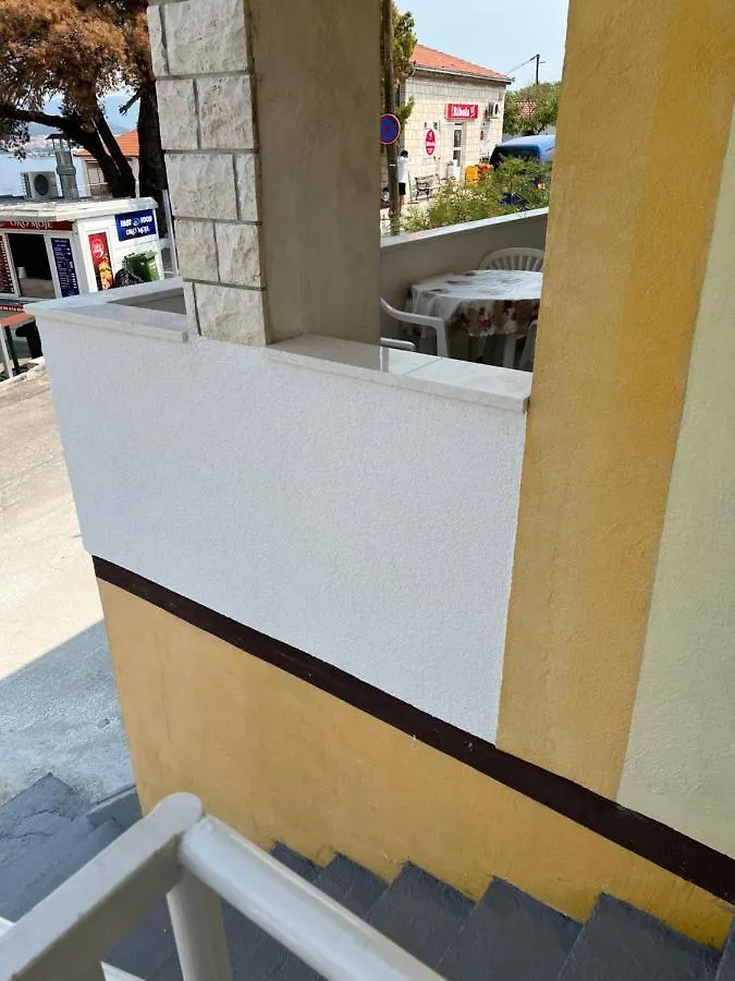 Apartment Vujcic Donji Okrug   Donji Okrug (Ciovo)